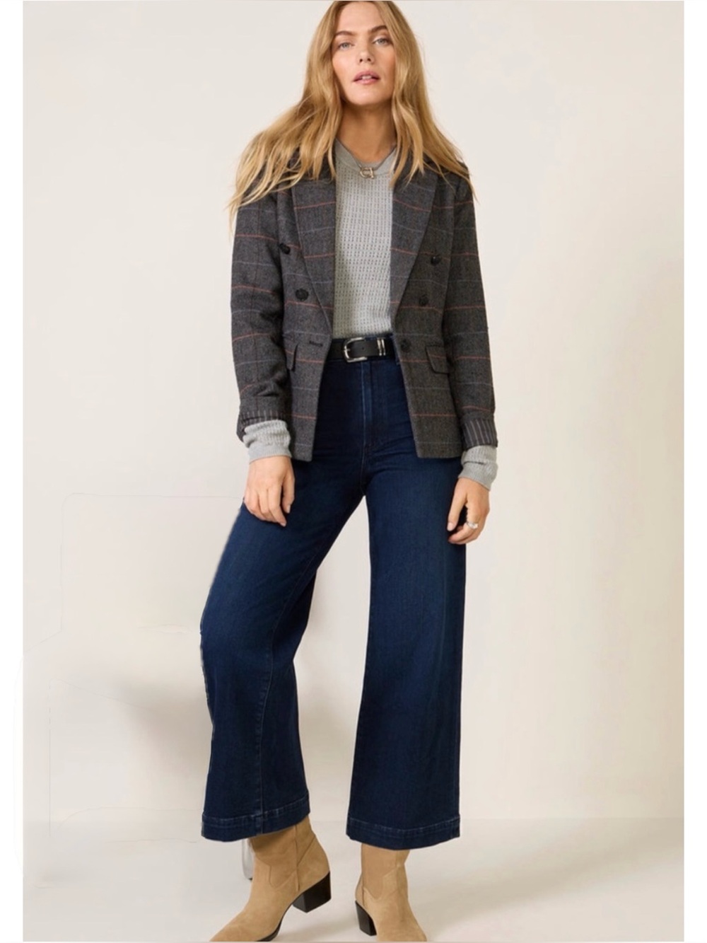 PAIGE | Anessa Wide Leg Cropped Jeans in Bespoke Dark Wash, Size 27